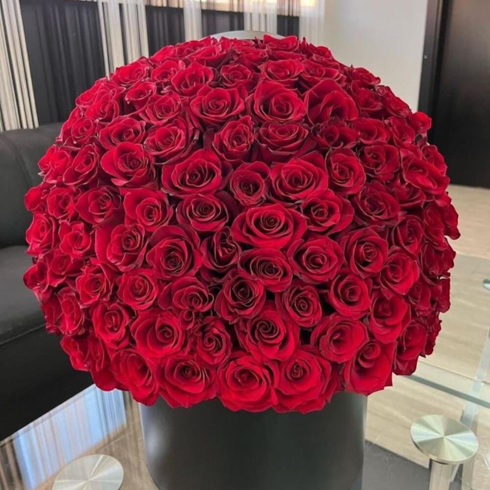Infinite desire - 201 roses in Box